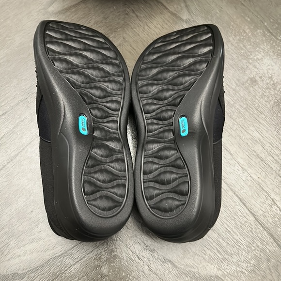 Bzees Poppyseed 3 Slip On Black (WIDE) - Picture 12 of 12